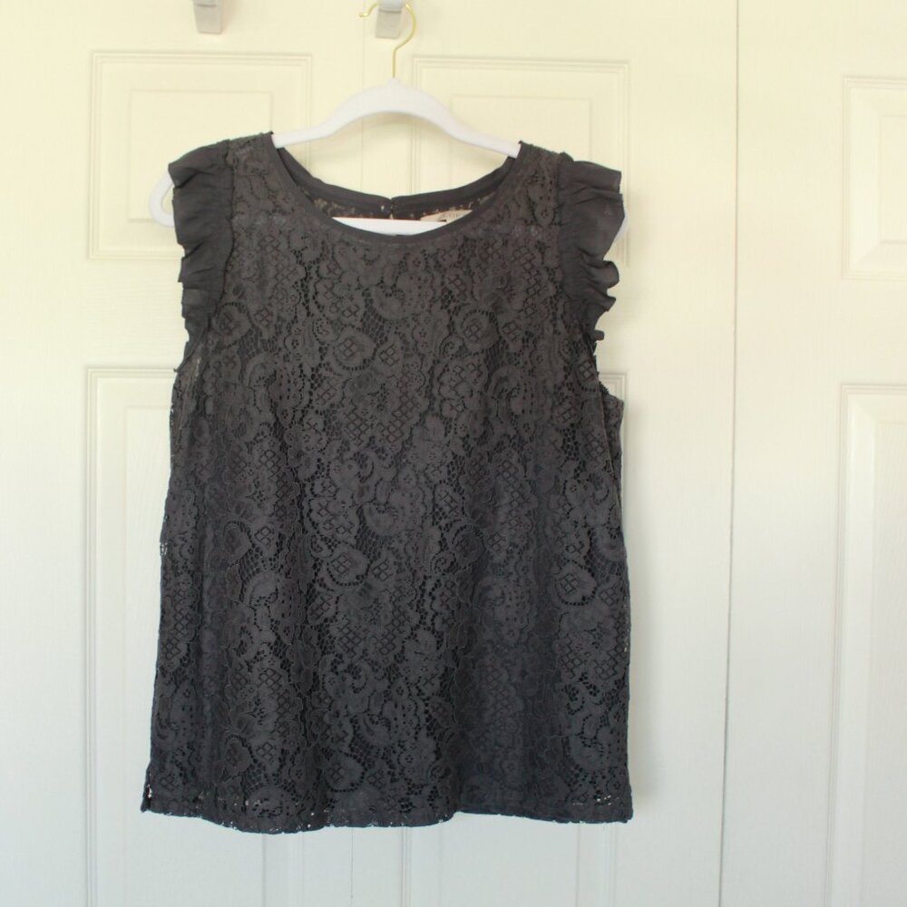Loft gray lace top with ruffle armholes size Medium